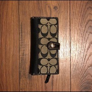 Coach wallet